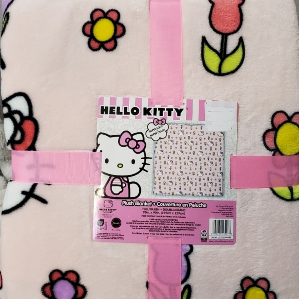 Hello Kitty Spring Queen Blanket